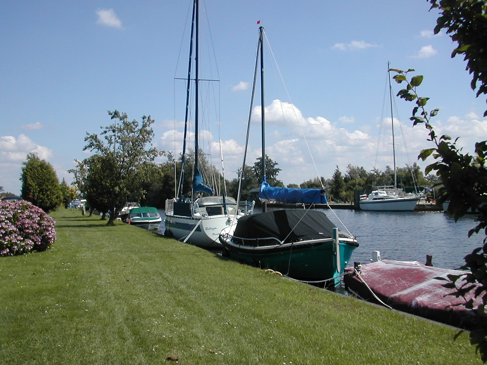 Jachthaven per augustus 2010 013.jpg